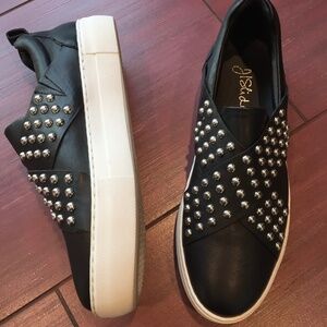 J/Slides Arley studded leather flatform sneaker